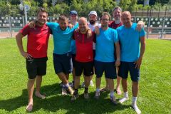 Herren-35-BL2-Gruppe-mit-Gegner